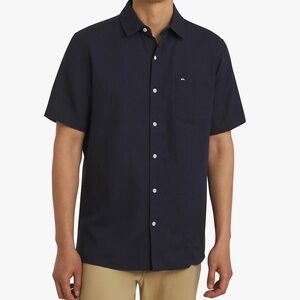Quiksilver Men's Black Short Sleeve Button Down